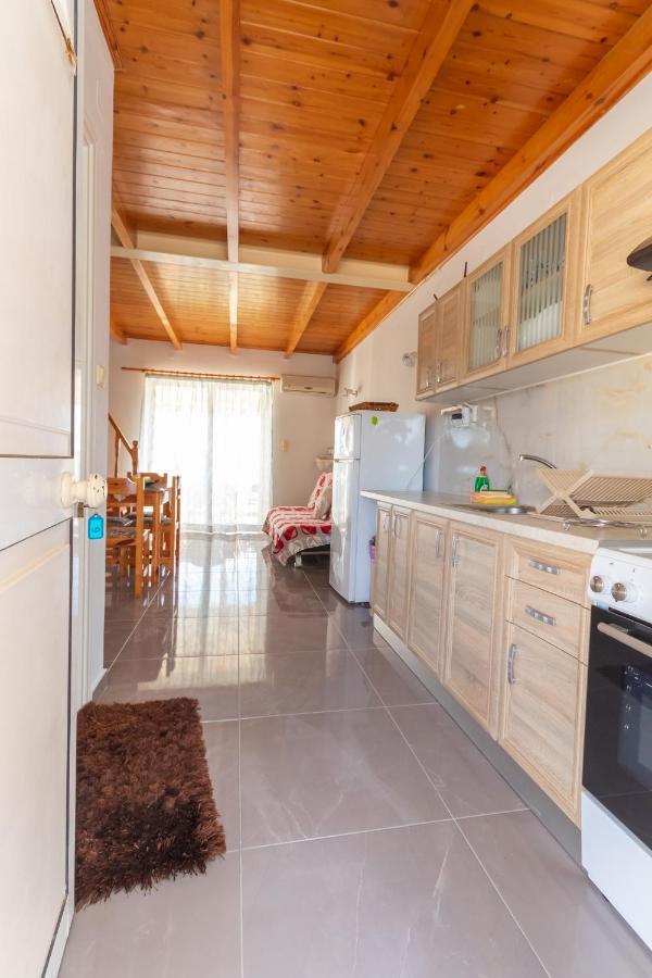 9 Mouses Apartment Филиатра Екстериор снимка