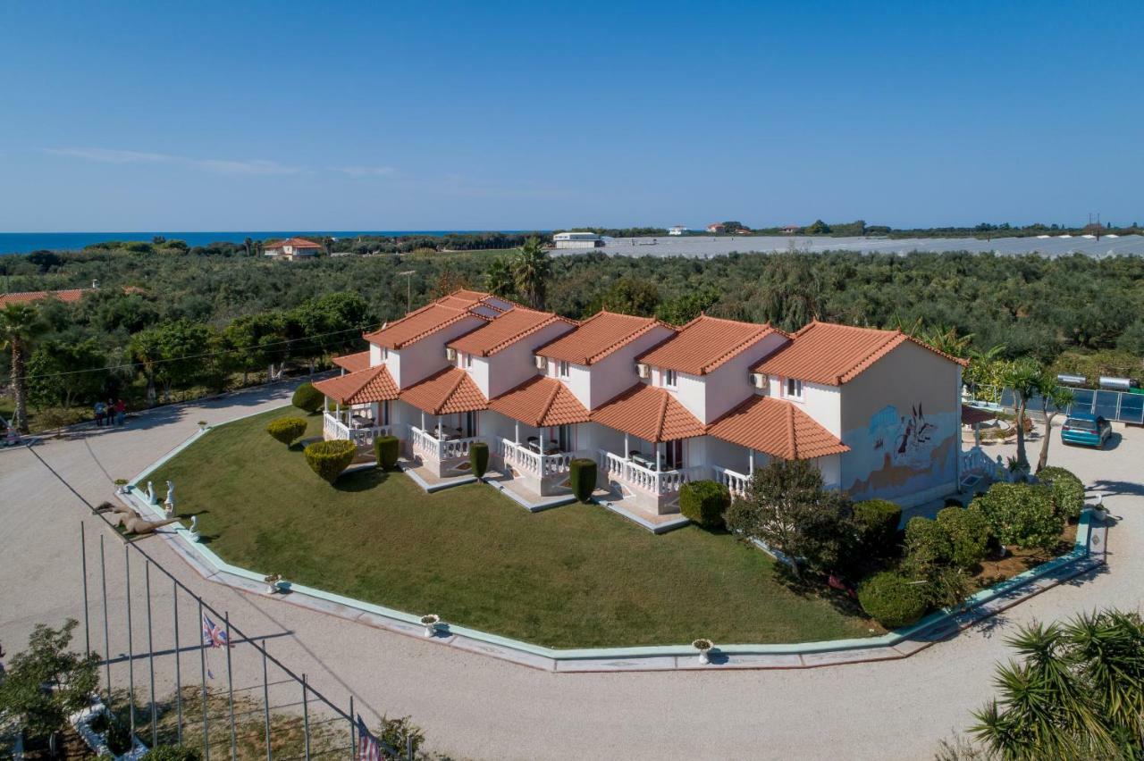 9 Mouses Apartment Филиатра Екстериор снимка